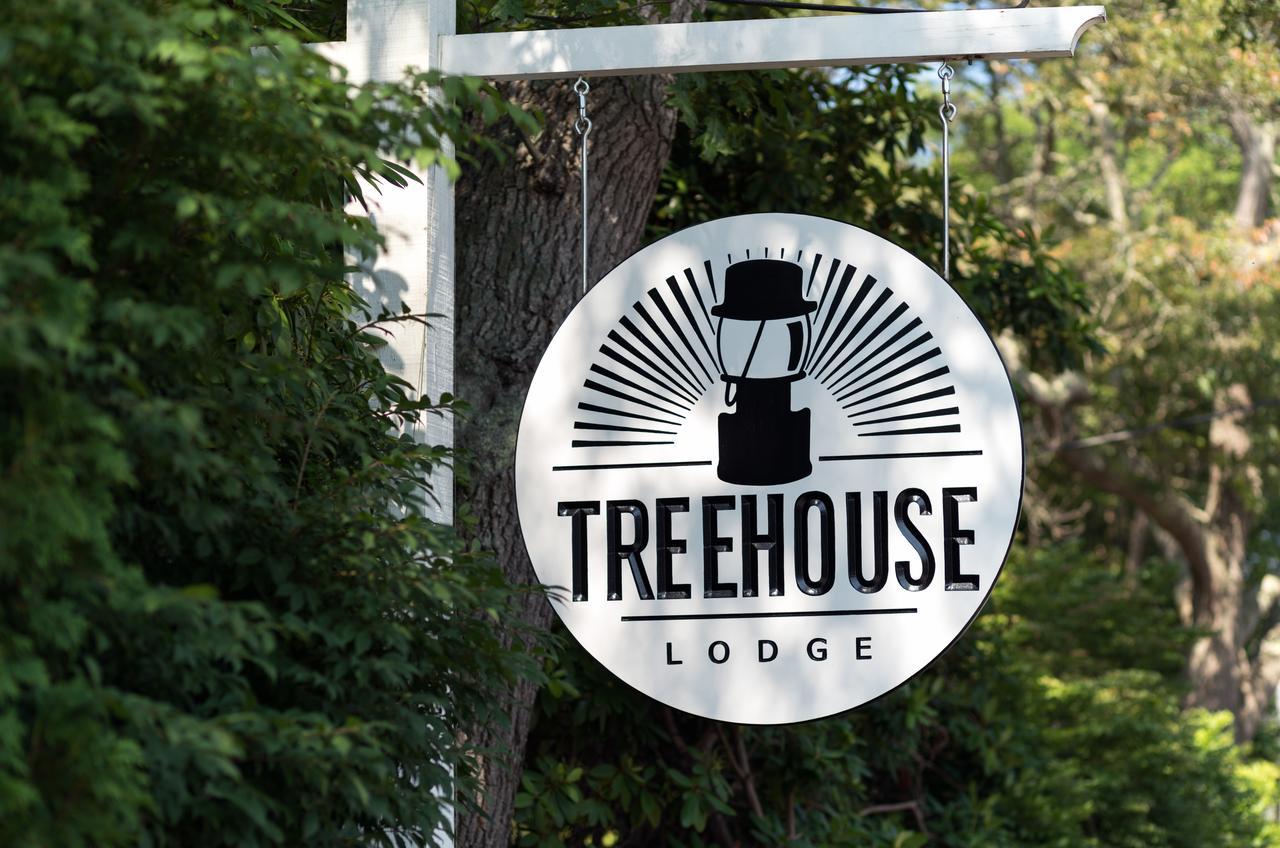 Treehouse Lodge Woods Hole Eksteriør bilde